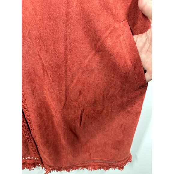 Davi & Dani Faux Suede Kimono Cardigan Boho Fringe Crochet Lace Rust NEW Size L - Picture 8 of 15